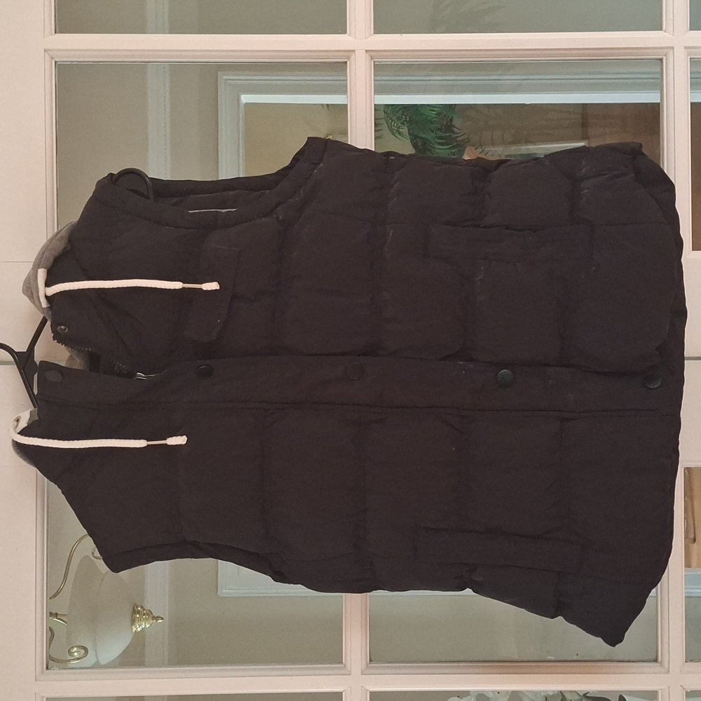 Puffer Vest With Hood